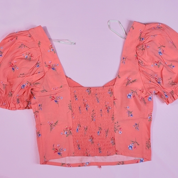 Floral Puff Sleeve Top - Coral - Picture 7 of 13
